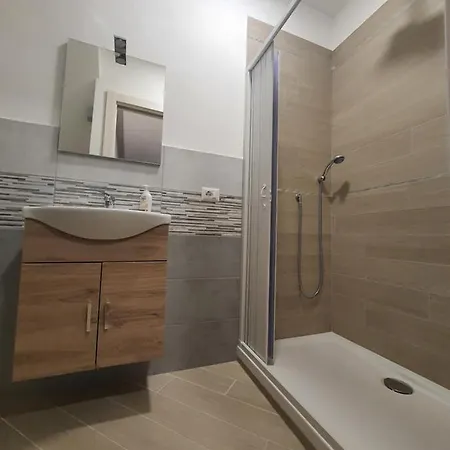 Il Vicolo Della Cascata Apartment *