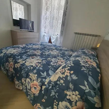 Il Vicolo Della Cascata Apartment *